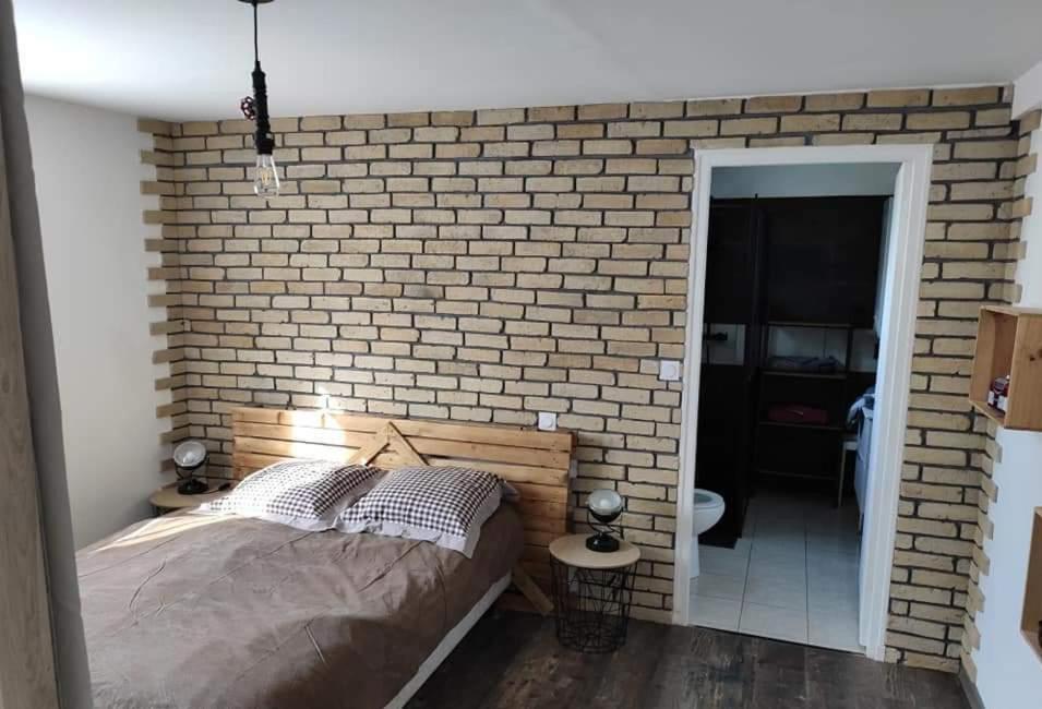 Le Ranch - Chambres Privees - Proche Centre Ville Reims Kültér fotó